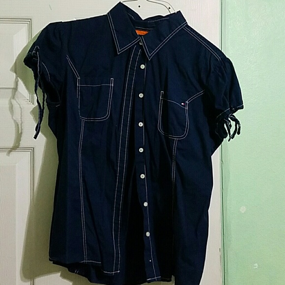 Awesome Tommy Hilfiger navy shirt! Cut to hug a