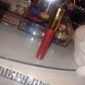 Tart lip surgeons in regal