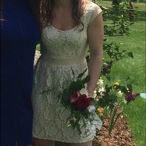 Cream Colored American Eagle dress w keyhole back