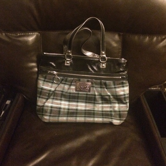 Coach poppy purse