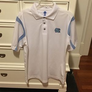 Mens white polo NCAA Carolina Tarheels.