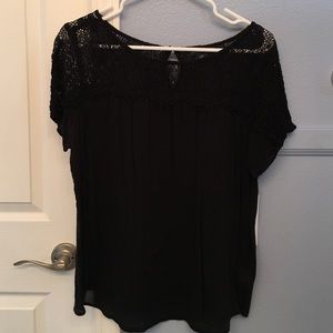 American Eagle Lace Top