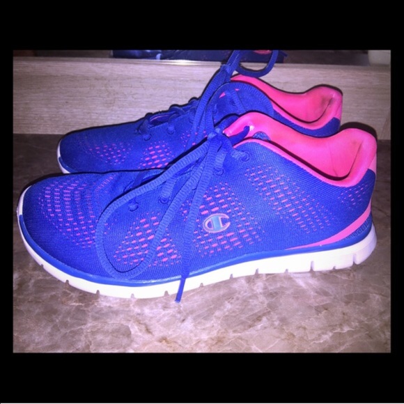 Champion Athletic Shoes! Great Condition! Size 6!