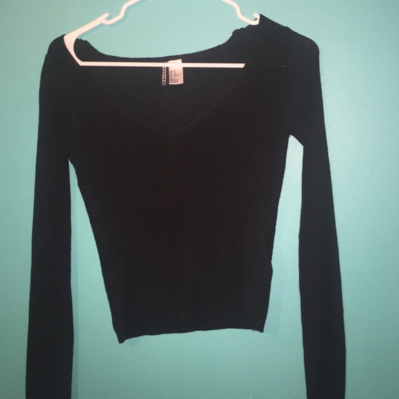 H&M Tops - New long sleeve crop top