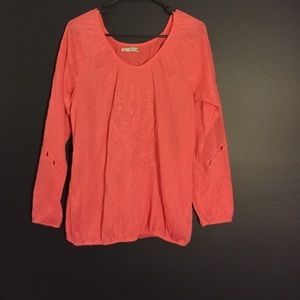 Long sleeved top