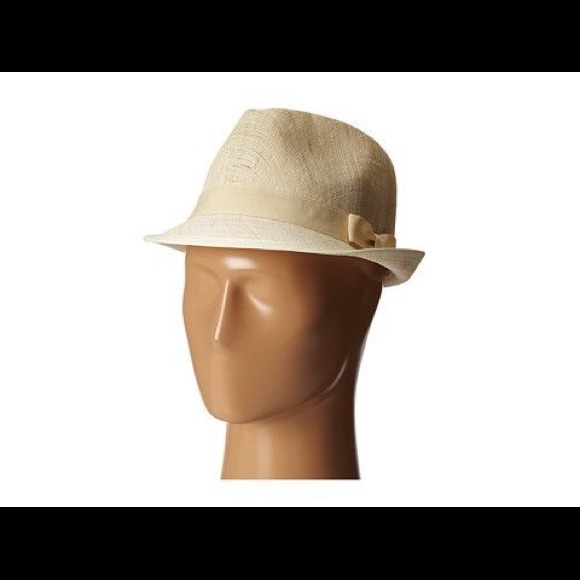 Fidora hat