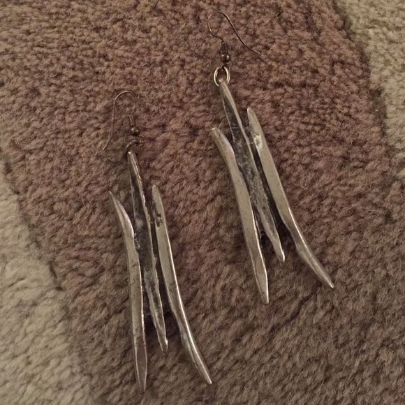 Sliver earrings