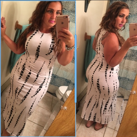 Tie Dye Bodycon Maxi Dress w/ Back Slit - Picture 4 of 4