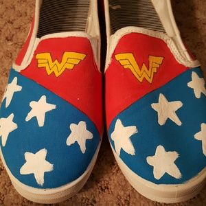 Wonder woman Hand-painted sneakers