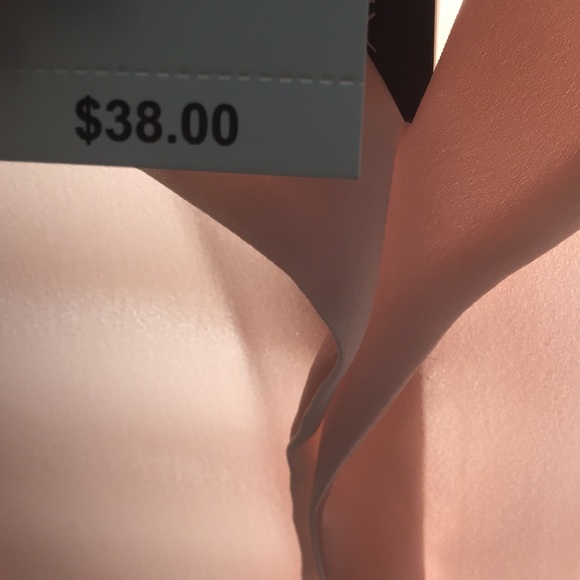 Blouse - Picture 3 of 3
