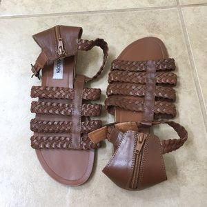 Steve Madden flat sandals