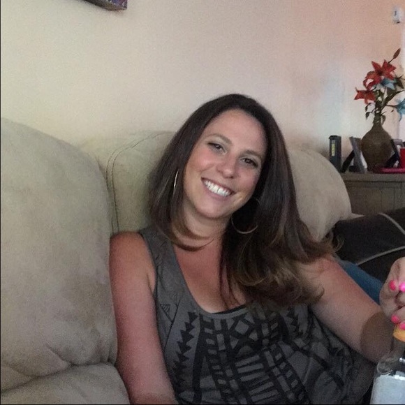 Meet your Posher, Brandi - Picture 1 of 1