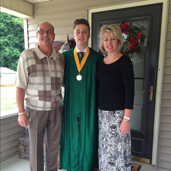 Meet your Posher, Linda - Picture 1 of 1