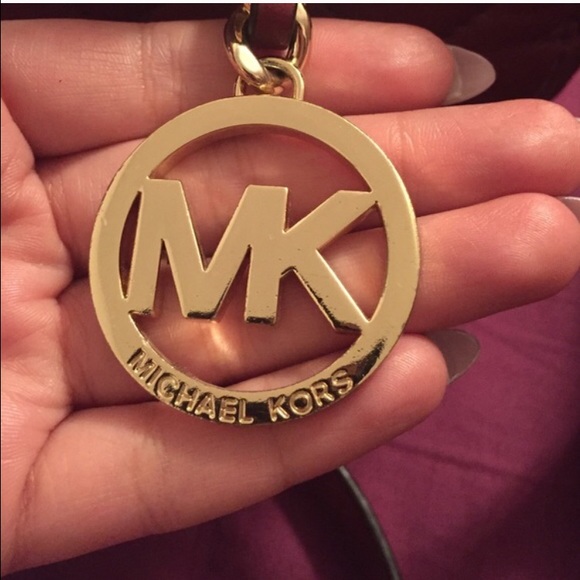 MICHAEL KORS PURPLE CROSSBODY!! - Picture 4 of 4