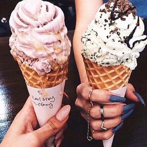 Meet your Posher, Cyndi - Picture 1 of 1