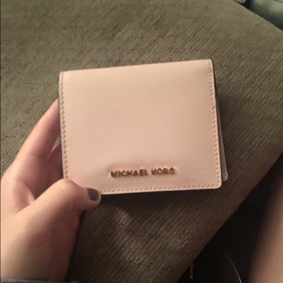 Super cute Michael kors💁🏼