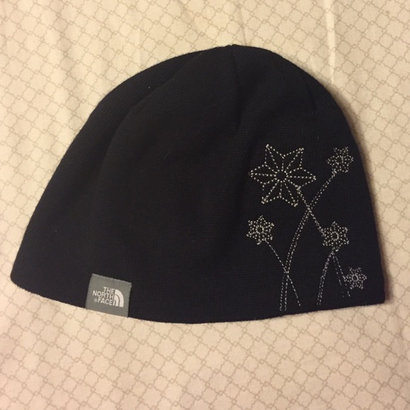 North face wool beanie with fleece lining