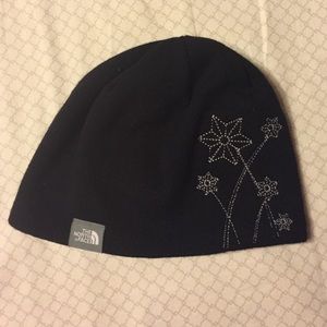 North face wool beanie with fleece lining