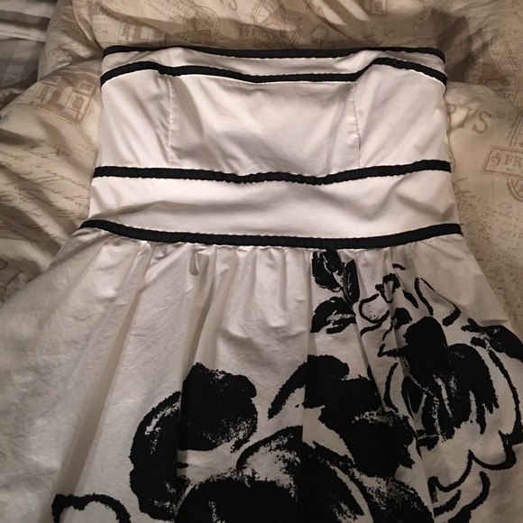 5 $5 items for $10 or 1 free w/every purchase - Picture 2 of 4