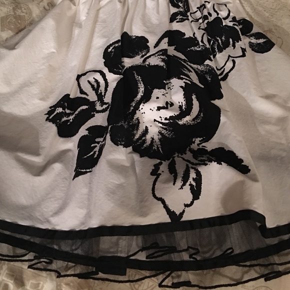 5 $5 items for $10 or 1 free w/every purchase - Picture 3 of 4