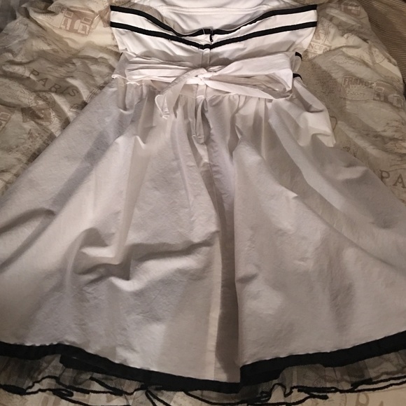 5 $5 items for $10 or 1 free w/every purchase - Picture 4 of 4