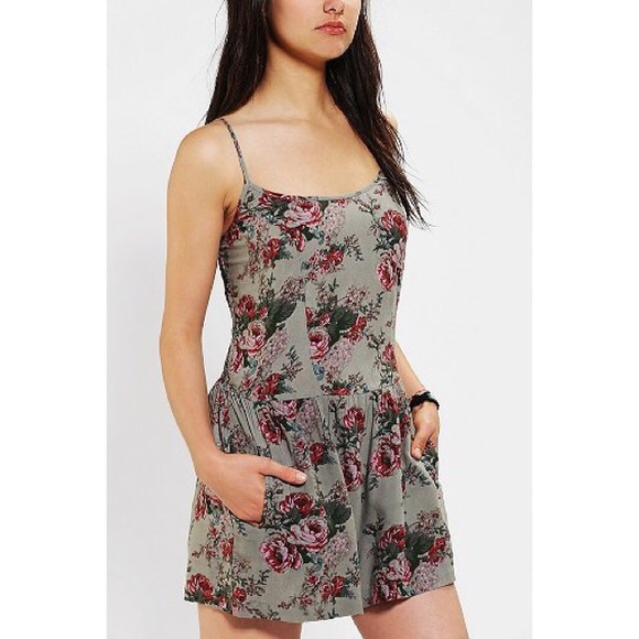 Band of Gypsies Breezy Floral Romper