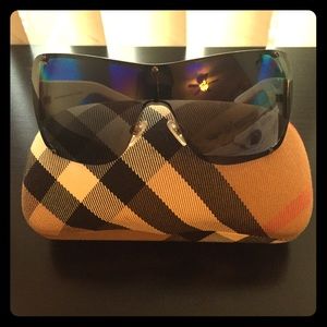 Burberry sunglasses