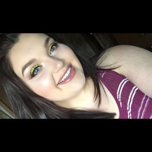 Meet your Posher, Lexie