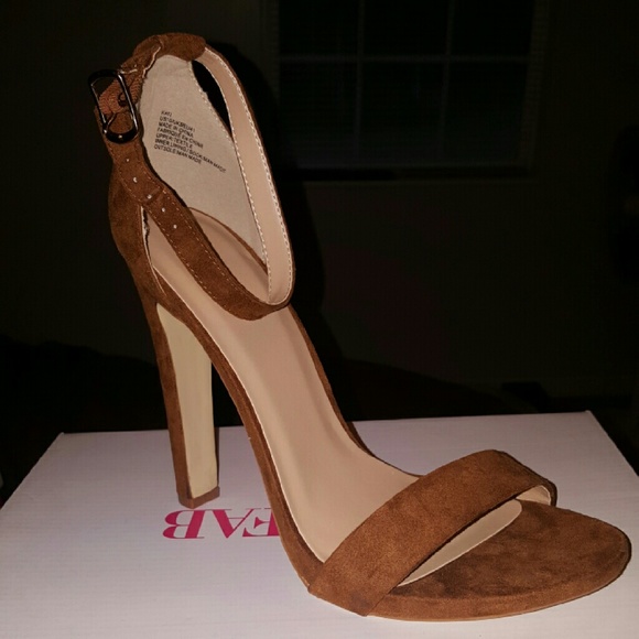 Justfab