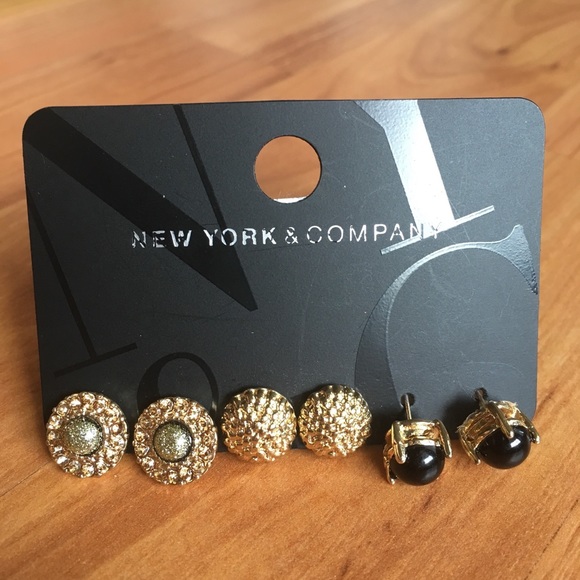 NY&C Earrings - Picture 1 of 2