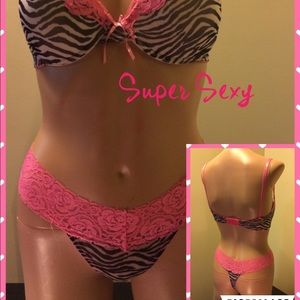 New! Sexy Pink & Zebra Bra