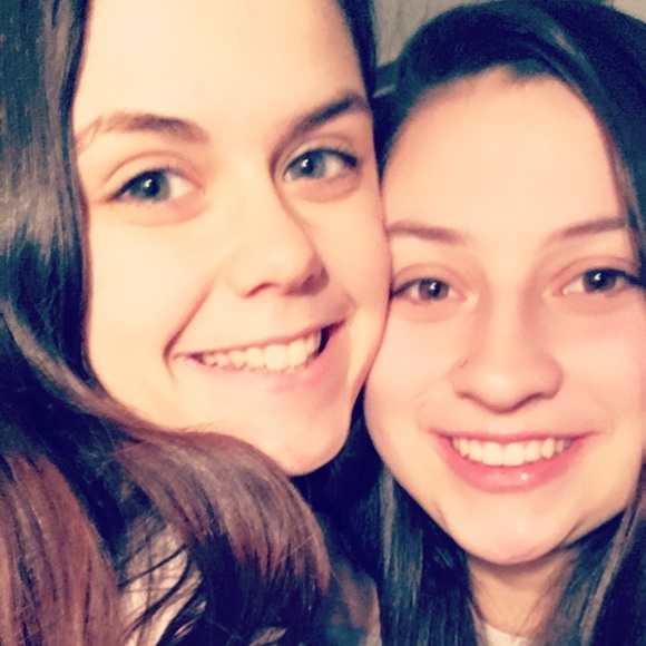 Meet the Posher, Janae! - Picture 2 of 3