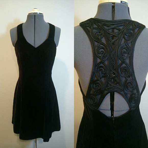 Vintage R-wear, Size 8, Black velvet dress