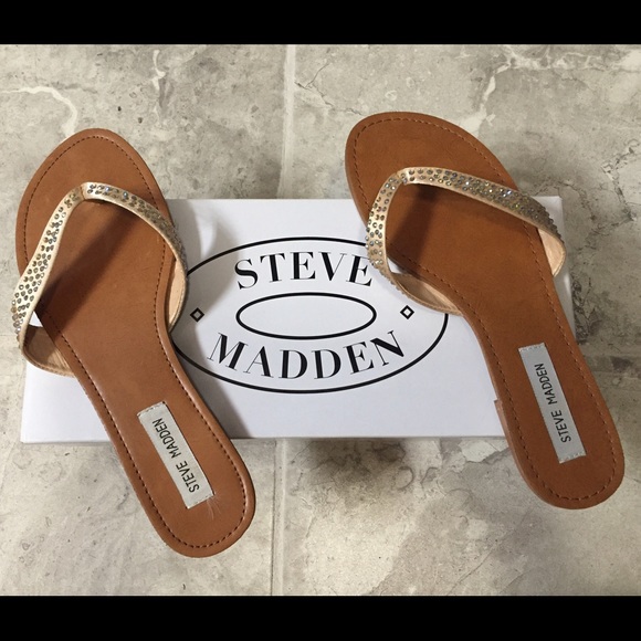 🚫Item Sold🚫 Steve Madden Flip Flop Sandals