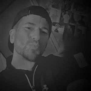 Meet your Posher, Travis