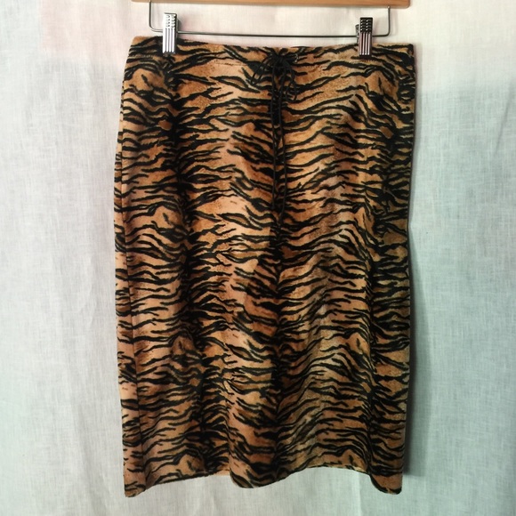 Betsy Johnson Vintage Tiger Pattern Skirt - Picture 1 of 4