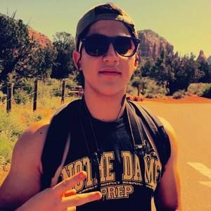 Meet your Posher, Efren