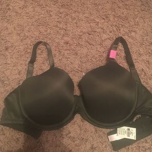 VS Pink Lightly Lined Bra