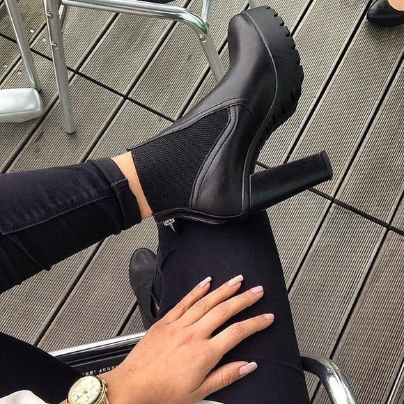Steve Madden Amanda Heeled Platform Bootie, Black