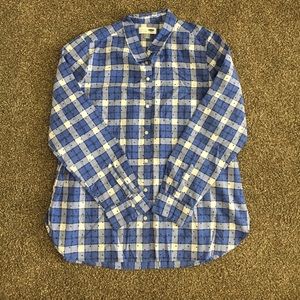 Old Navy Classic Button Up Shirt