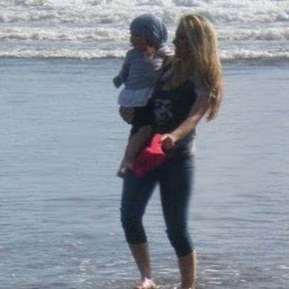 Meet your Posher, Melinda - Picture 1 of 2