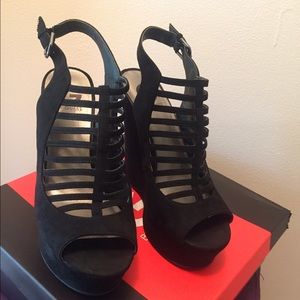Guess Wedges