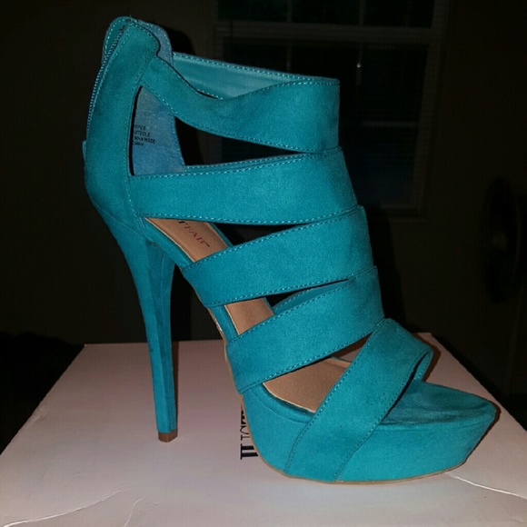 Justfab
