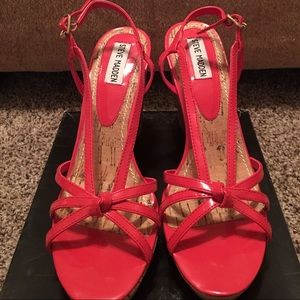 Steve Madden Coral Wedge. Never worn. Run big.