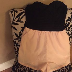 SALE ‼️Two toned  shorts, strapless romper