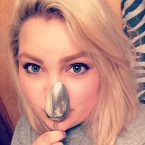 Meet your Posher, Natasha