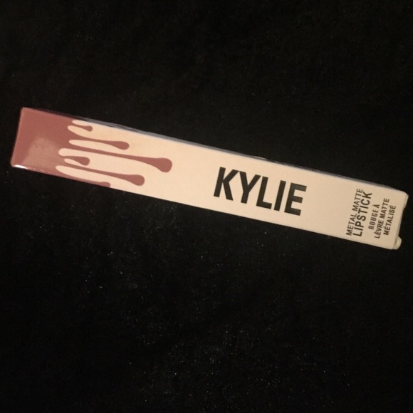 Kylie liquid matte lipstick