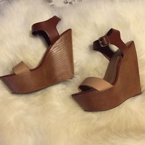 Tan Wedges