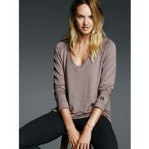 Victoria's Secret kangaroo pull over XS
