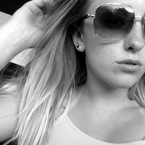 Meet your Posher, Taryn